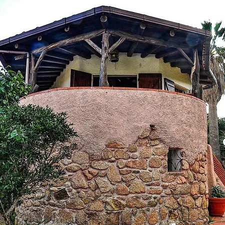 Vila Villa-white-rose-baja-sardinia Baia Sardinia